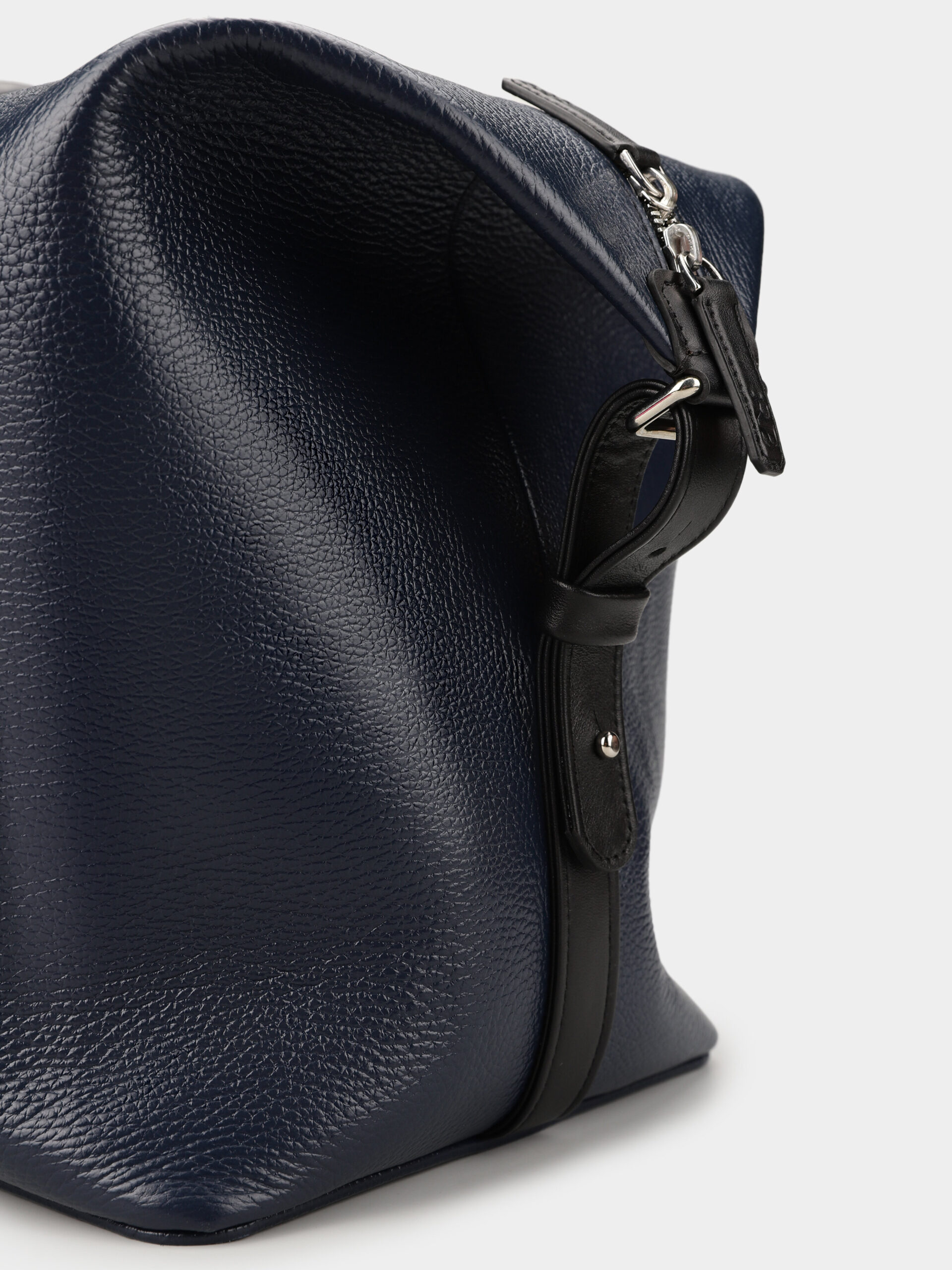 ELEMENTARY leather sport | travel bag - Image 3