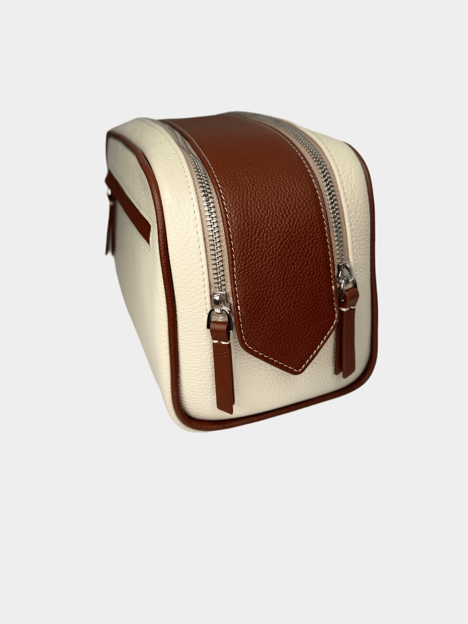 PA:RETTO travel beauty leather bag - Image 2