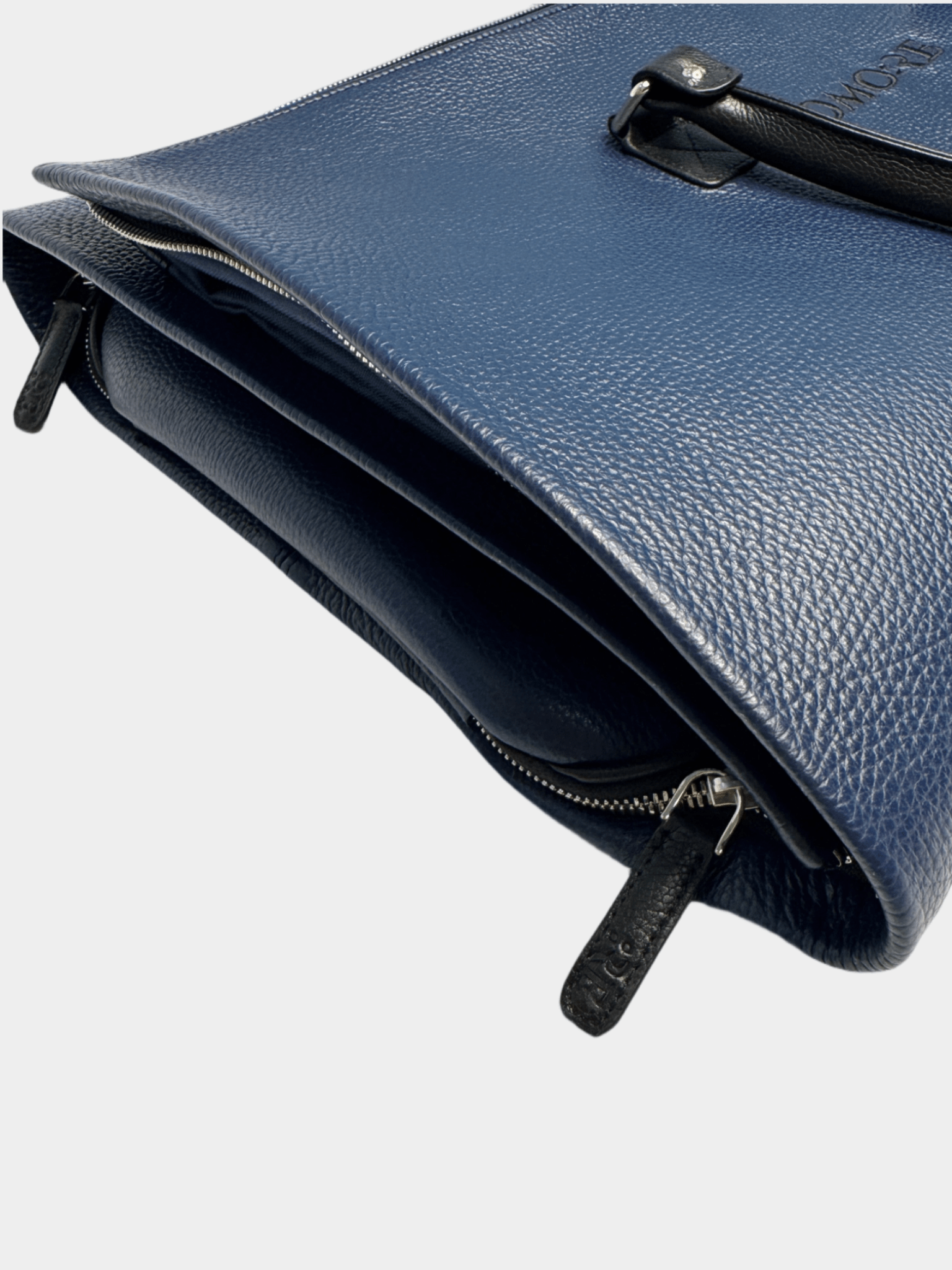 MO:RE garment leather bag - Image 3